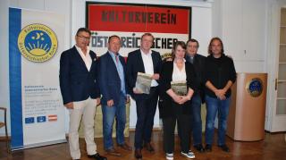 Christian Klippl, Christian Weninger, Bürgermeister Lackenbach, NR-Abg. Christian Drobits, Sabine Schweitzer, Gerhard Baumgartner, Peter Egelseer (v.l.).